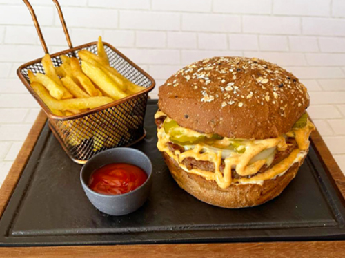 Fit Classic Cheeseburger