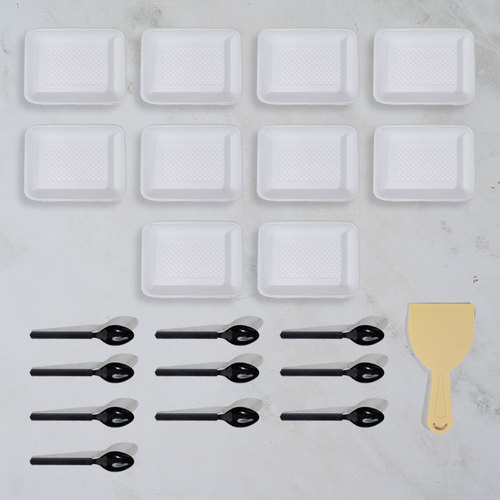 10Styrofoam plates + 10 spoons + a cutter