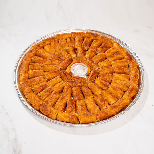 Kunafa Mabroma With Cram&nbsp;Diwaneyah Size - from10 to 12 peoples