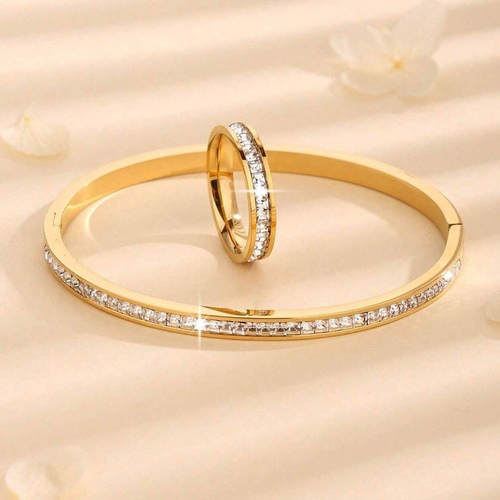 Caduyat  - Set Ring & Bracelet - Steel gold plated Lifetime guarantee on steel color