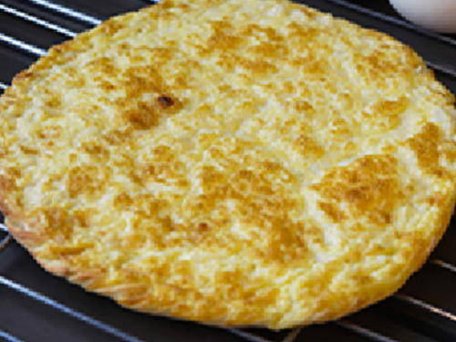 Egg Cheese Manoucheh