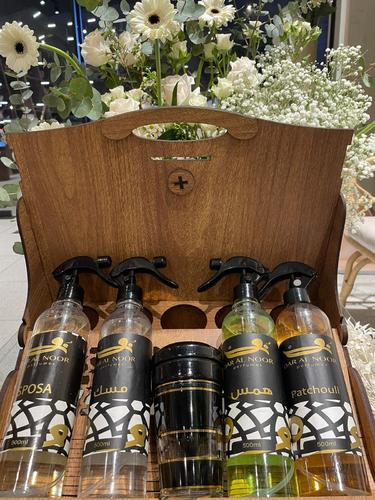 mrsh + mubkhar box - Wood box
  contains 4 different  spray 500 ml with unique hair crystal mubkhar