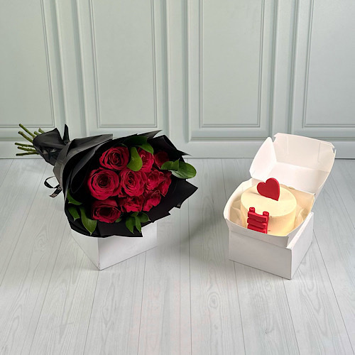 Red roses - Hand bouquet contains red roses with cake. 
Height: 45cm Width: 25cm