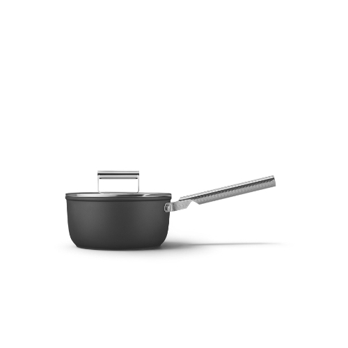 Cookware Sauce Pan 20CM - Category: Kitchenware Family: Cookware Type: Saucepan Colour: Black Aesthetic: 50's Style Diameter: 20 cm Contact bottom diameter: 153mm  Base thickness: 4.5 mm Packaged Depth: 273mm Packaged Height : 183mm  Net Weight (kg): 1.740kg Gross Weight (kg): 2.850kg