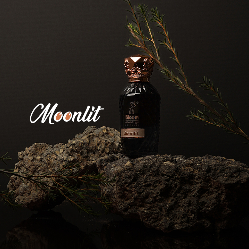 Bloom   - Moonlite - Qumrah, moonlit night
 the components : 
Bergamot _ Amber _ Madagascar Vanilla