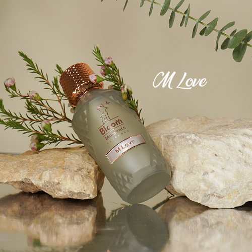 M love - A moment of love
 the components: 
Vanilla_Indian rose_musk