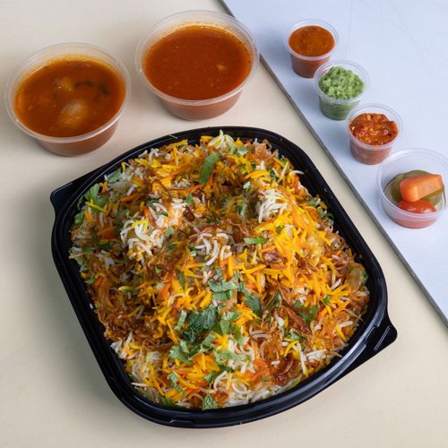 Biryani Meat - Arabic lamb fresh cooked with basmati rice with onions mint coriander bhoth doqoos potatoes sauce Mabouch red green