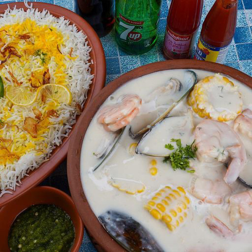 Alnawkhadhat  meal with sauce