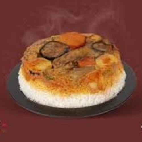 صينية مقلوبة لحم