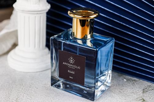 Aromaholic - كشخة - عطر (كشخة)
نفحة عطرية خنينه تاخذكم بالذكريات مزيج من المسك والعود

