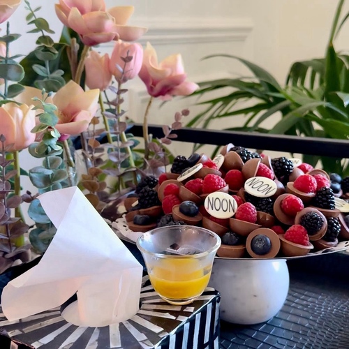 mix berries plate