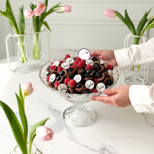 mix berries plate