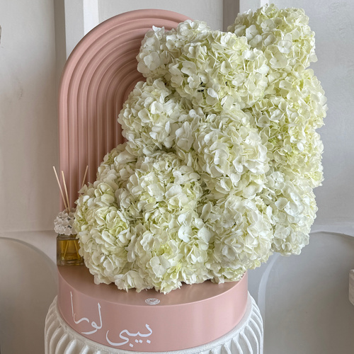 My one & only II - U nude wood backdrop with white hydrangeas and Riccio Caprese diffuser with your choice of name*write the desired name in the message box.  



L50cm H60cm