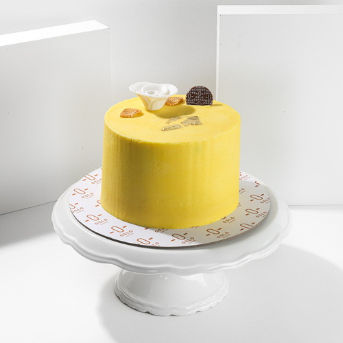 Pastel cake yellow - Size 6 inch, delicious chocolate cake rich in cream cheese / enough for 4-6 people