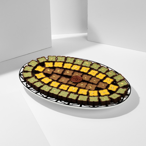 Cleef chocolate Ceramic tray green and yellow - صينية سراميك حجم وسط تحتوي على 600 غرام تقريبا  من الشوكولاتة اللذيذة المميزة