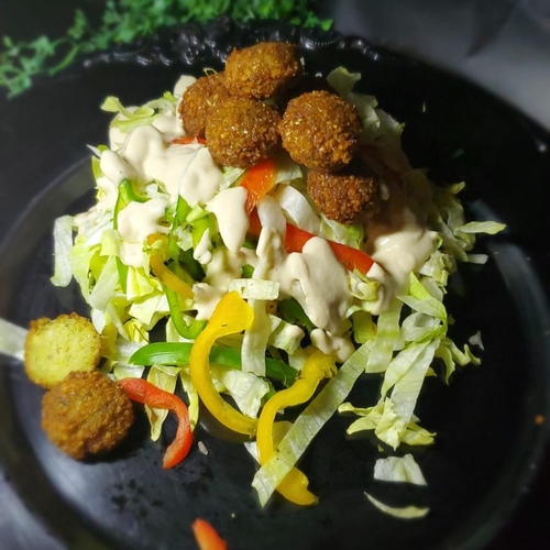 Falafel Salad