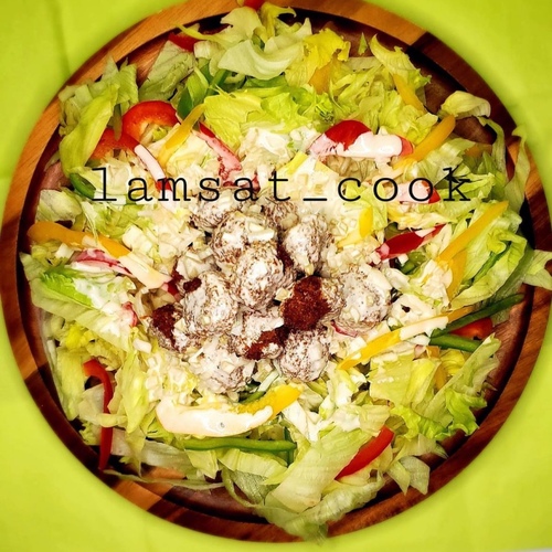 Falafel Salad