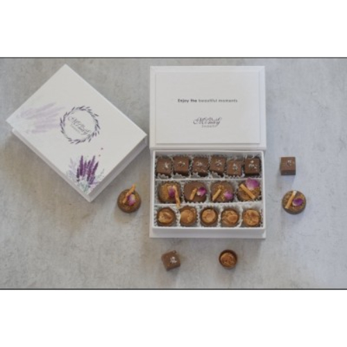 Coffee Chocolate Box - Luxury Coffee Chocolate Box Contains 3 Flavors , salted caramel, lotus and almond 15 pieces with an additional bag for the box