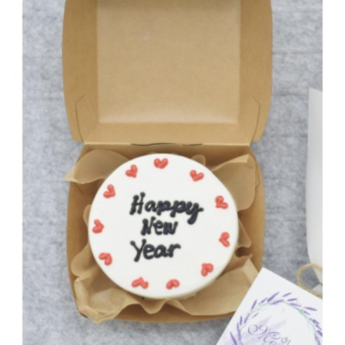 HNY Cake - Lunch box cake size 4 inches for 2 persons