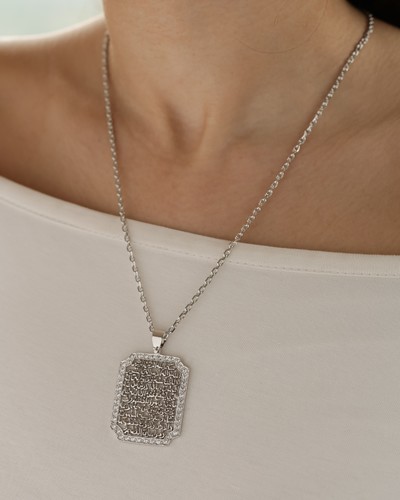 Handmade necklace - Handmade necklace crafted with care, featuring elegant design . Lightweight, unique, and perfect for everyday wear or special occasions.