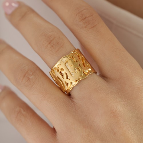 Handmade ring - Handmade ring plated in 24k of gold crafted with care, featuring&nbsp; an elegant design . Lightweight, unique, and perfect for everyday wear or special occasions.