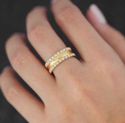 Handmade ring - Handmade ring plated with 24k gold, crafted with care, featuring swarovski stones and an elegant design. Lightweight, unique, and perfect for everyday wear or special occasions.