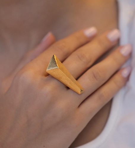 Handmade statement ring - Handmade statement ring plated with 24k gold, crafted with care, and an elegant design. Lightweight, unique, and perfect for everyday wear or special occasions.