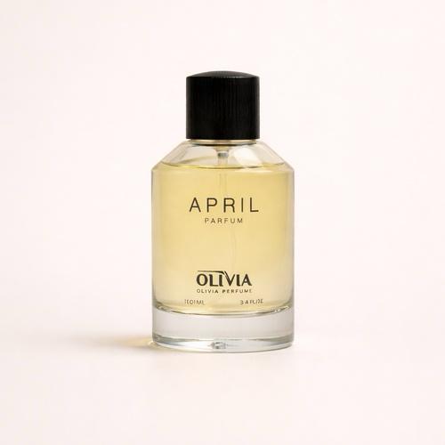 أبريل - قدمة : مسك الروم - فانٌلٌا
قلب العطر: تبغ - توابل - قرفه
قاعدة العطر : خشب الصندل