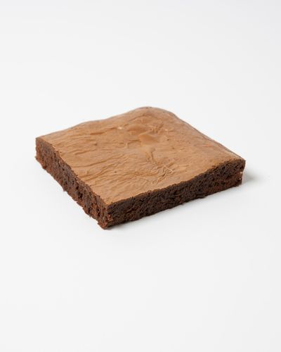 Nutella Protein Brownie - Flour , Protein Powder , Chocolate , Egg . Calories 509 , Protein 15.2g , Carb 51.9g , Fat 26.8g .