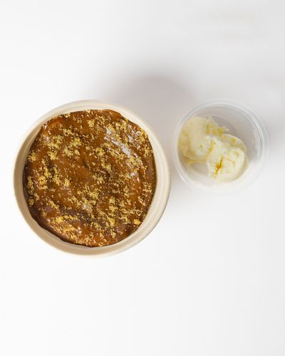 Classic Nutella Protein Pancake Bowl - Calories 535 , Protein 37.4g , Carb 56g , Fat 17.9g .