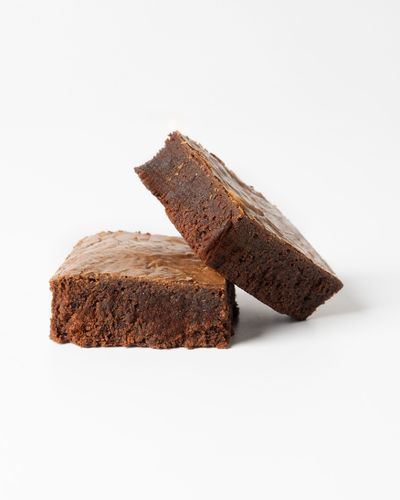 Mini Nutella Brownie - Calories 255 , Protein 7.6g , Carb 26g , Fat 13.4g .