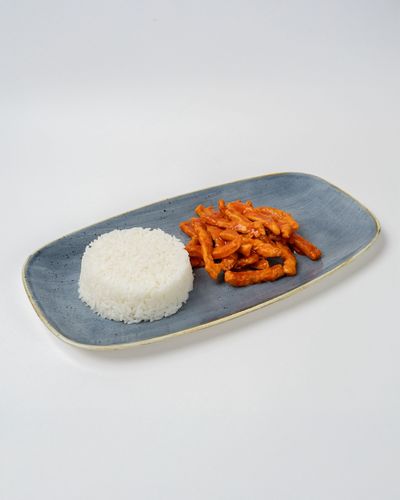 Buffalo Chicken with Egyptian Rice - Calories 427 , Protein 39.8 , Carb 56.6g , Fat 4.6g .