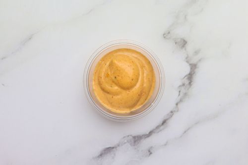 صوص بيج ماك - السعرات الحرارية 31، البروتين 0.1 جرام، الكربوهيدرات 4.9 جرام، الدهون 1.2 جرام.