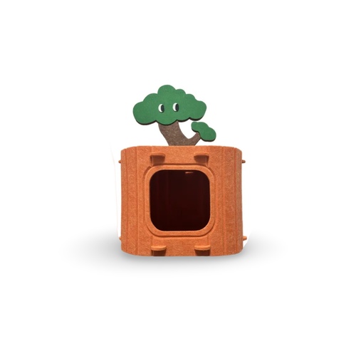 Happy Trunk Hideout - Happy Trunk Hideout
Bring a touch of the forest to your pet’s space with the adorable Happy Trunk Hideout!
This cozy little tree stump is perfect for bunnies, guinea pigs, to relax, hide, or play.
Features:
🌳 Fun and cute tree trunk design with a cheerful treetop decoration
🧡 Made of soft, lightweight, and pet-safe material
📏 Dimensions:
• Height: 26 cm (10.2 in)
• Width: 34 cm (13.3 in)
🐾 Ideal for small pets like rabbits, guinea pigs, and chinchilla
🔧 Easy to assemble and clean
Whether it’s nap time or playtime, your furry friend will love their new favorite spot!