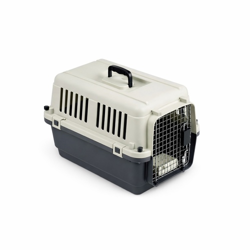 Carry box - practical and secure carrier designed for rabbits and small pets, providing excellent ventilation and a comfortable space during transport or vet visits.
Made from durable materials with a secure metal door and an easy-carry top handle.
Perfect for daily use and safe travel