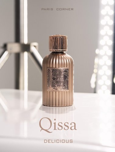 كيسا ديليشوس 100 مل - Qissa Delicious Notes: Top notes: dark chocolate, orange, whipped cream. Middle notes: coconut, marshmallow, jasmine. Base notes: vanilla, soft woods and white musk. 
 Category: Oriental Perfumes 
 Suitable for: Women 
 Immerse yourself in a world where fantasies come to life with the seductive scent of Qissa Delicious. Let your senses be captivated by an olfactory journey like no other, where every note whispers the secrets of seduction and desire. 
 The journey begins with a flirtatious dance of sweetness as dark chocolate, orange and whipped cream gently blend on your skin. Like a playful breeze, they awaken your senses and invite you into a world of pure delight. 
 As the story of Qissa Delicious unfolds, you will find yourself enveloped in a heart of decadence and pampering. Coconut intertwines with marshmallow, creating an intoxicating symphony of seduction. Exotic jasmine adds a touch of mystery, leaving you enchanted and eager for more. 
 But deep within the base notes lies Qissa Delicious’ true allure. Vanilla, blended with soft, spicy woods, casts a spell of irresistible seduction, drawing you into its embrace. Musk whispers of passion and intimacy, leaving a lingering trail of desire wherever you go. 
 Let Qissa Delicious be your companion on a journey of forbidden pleasures and hidden desires. Surrender to its enchanting scent and let it reveal the untold stories of your deepest fantasies.