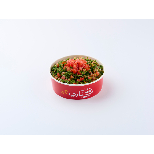 تبولة - محضر من البقدونس المفروم ناعماً والطماطم والبصل ممزوج بالنعناع وصلصة الليمون. مزيج مثالي من النكهات والقوام ، مما يجعله طبقًا جانبيًا منعشًا وصحيًا أو وجبة خفيفة مرضية.