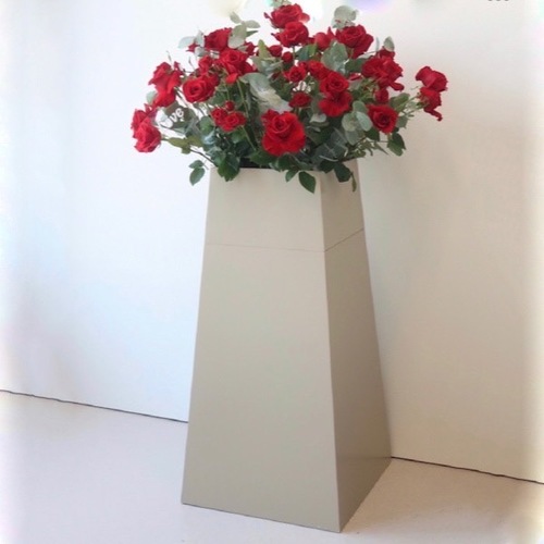 Gina - This wooden stand contains  Red roses