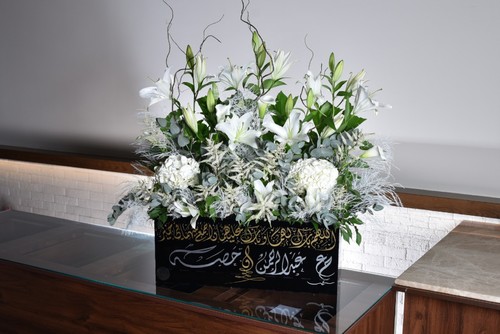 GIFT WEDDING 16 - Large eclairc Box Natural Roses Choose to write on the box Width 60 cm x Height 60 cm Approx