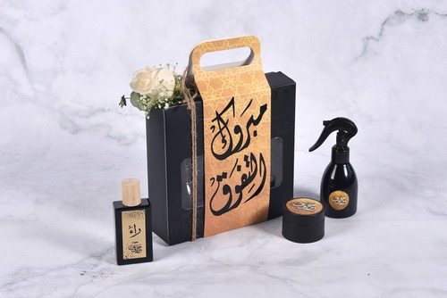 Graduation - Perfume 30 ML Rashoosh 150 ML Maamoul Tola incense Choose to write on the box Decorate with Natural Roses