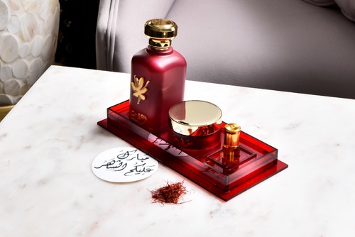 نقصة زعفران - Acrylic box Saffron perfume 100 ml Saffron incense Oud oil Gift card