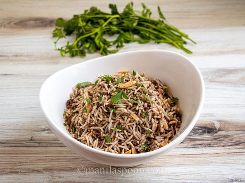 Lokmat Beit - Rice with minced meat - Rice with minced meat topped with nuts