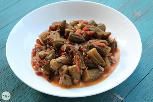 Bamya  b zeit - Fried ockra cooked with tomato & onion