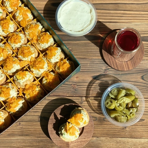 Mexican bites with jalapeño and sauce 42 pieces