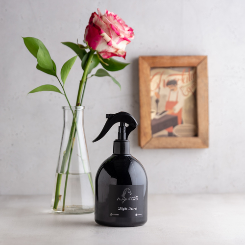 مرش Night Secret-Black - A special mixture of a mixture of musk, vanilla and powder, and some of secret flowers fragrance to  the luxurious royal black perfume. to add to the scent of your car, office or home a distinctive and fragrant scent.(Suitable and amazing  for abaya and ghutra)