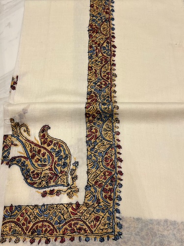 full-6778-57 - Full turma,kashmiri,orginal,hand made embroidered,one size of this shawl are avilable.