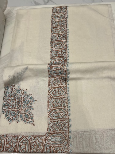 full-6698-59 - Full turma,kashmiri,orginal,hand made embroidered,one size of this shawl are avilable.