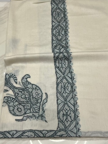 full-8964-60 - Full turma,kashmiri,orginal,hand made embroidered,one size of this shawl are avilable.