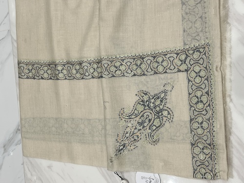 VIP-6682-55 - VIP,Pashmina,kashmiri,orginal,hand made embroidered,one size of this shawl are avilable.