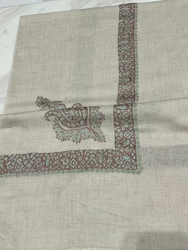 VIP-8988-49 - VIP,Pashmina,kashmiri,orginal,hand made embroidered,one size of this shawl are avilable.